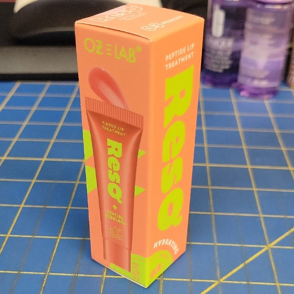 OZ + LAB Peptide Lip Treatment Hydrating Peachy 03 New Sealed Box